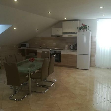 Apartman Daria Apartment Trogir Bagian luar foto