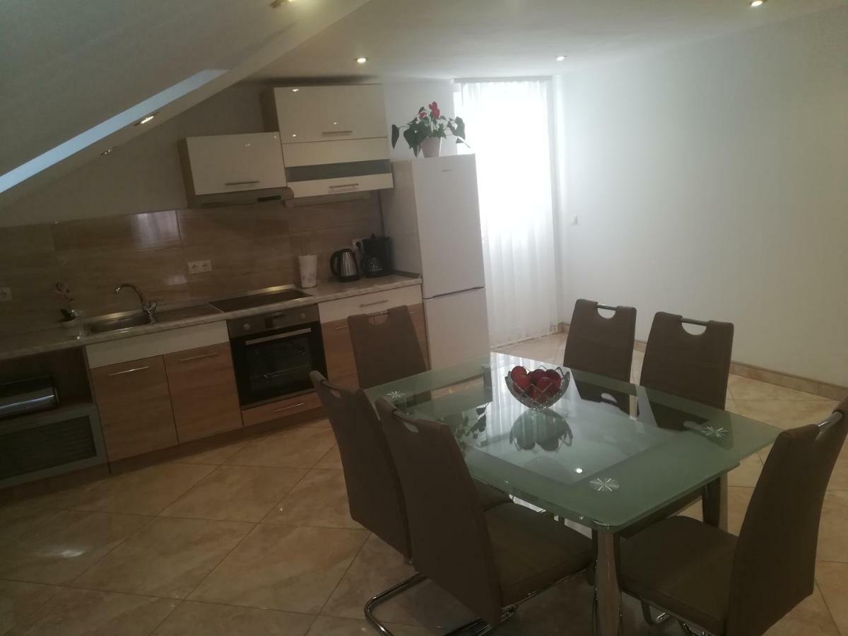 Apartman Daria Apartment Trogir Bagian luar foto