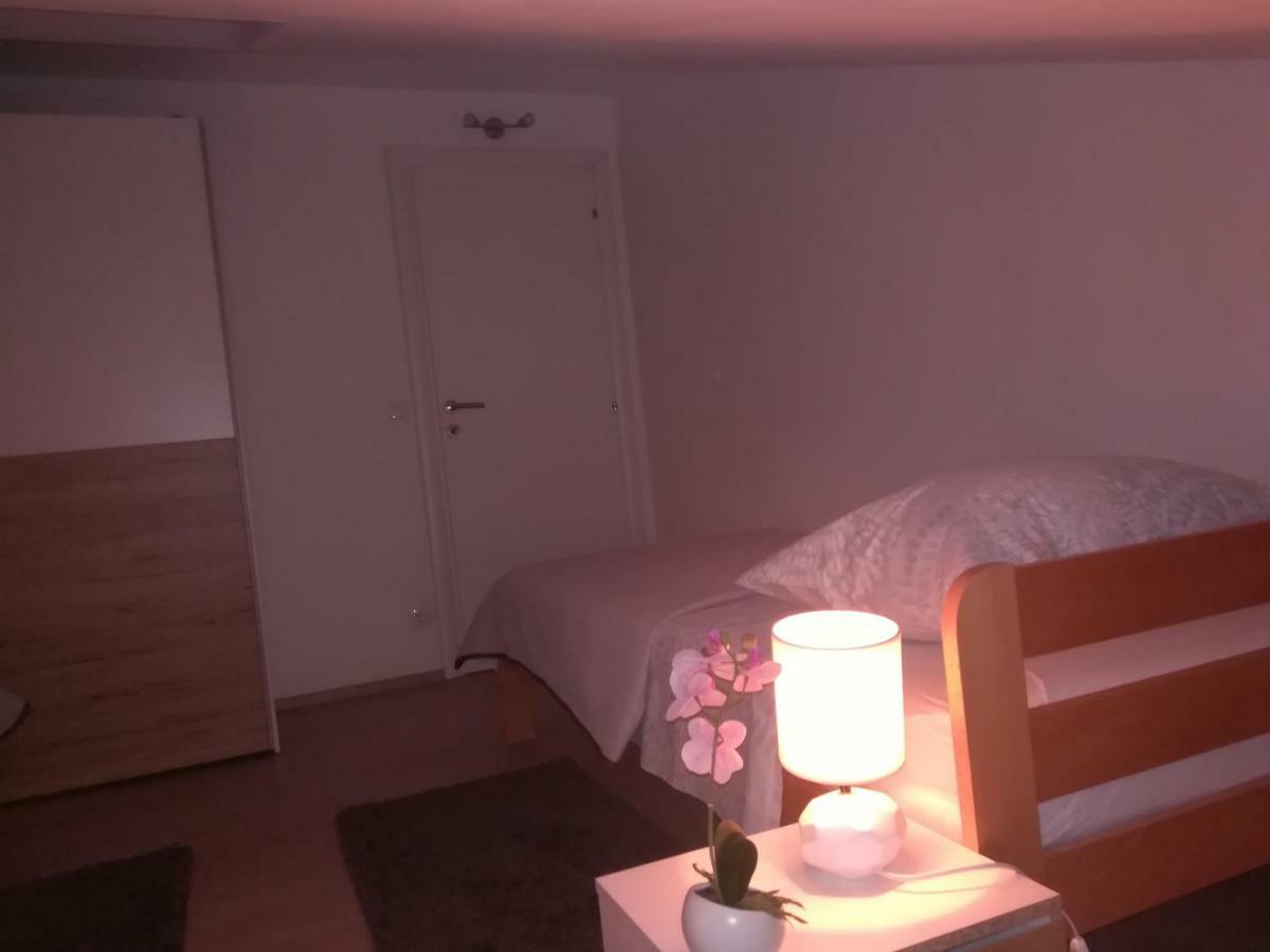 Apartman Daria Apartment Trogir Bagian luar foto