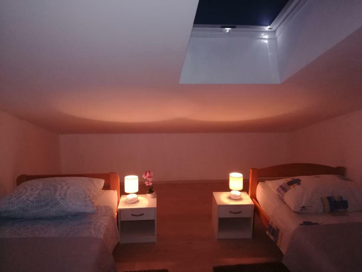 Apartman Daria Apartment Trogir Bagian luar foto